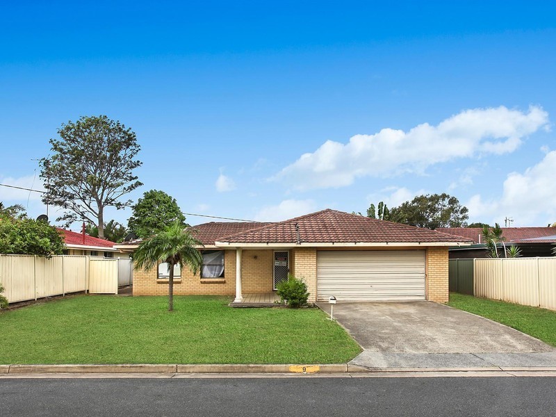 9 Denawen Street, Palm Beach QLD 4221