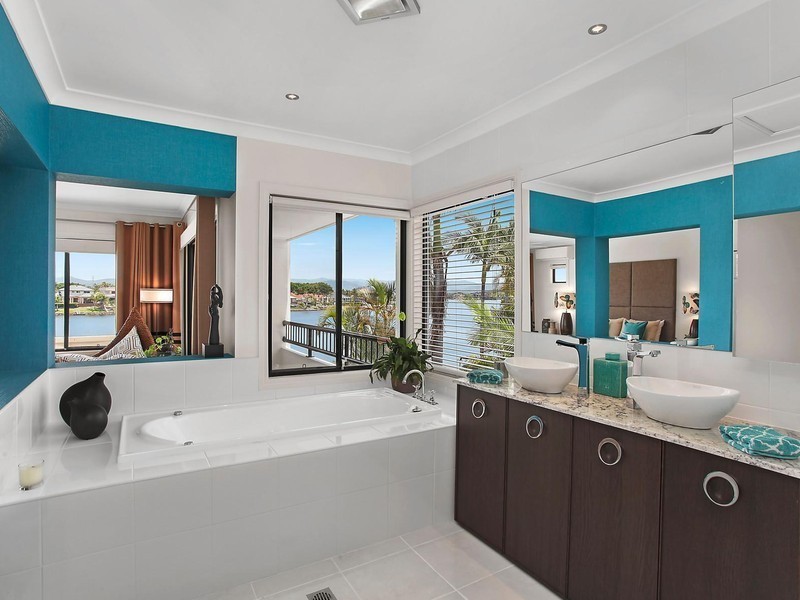 35 Cayman Drive, Clear Island Waters QLD 4226