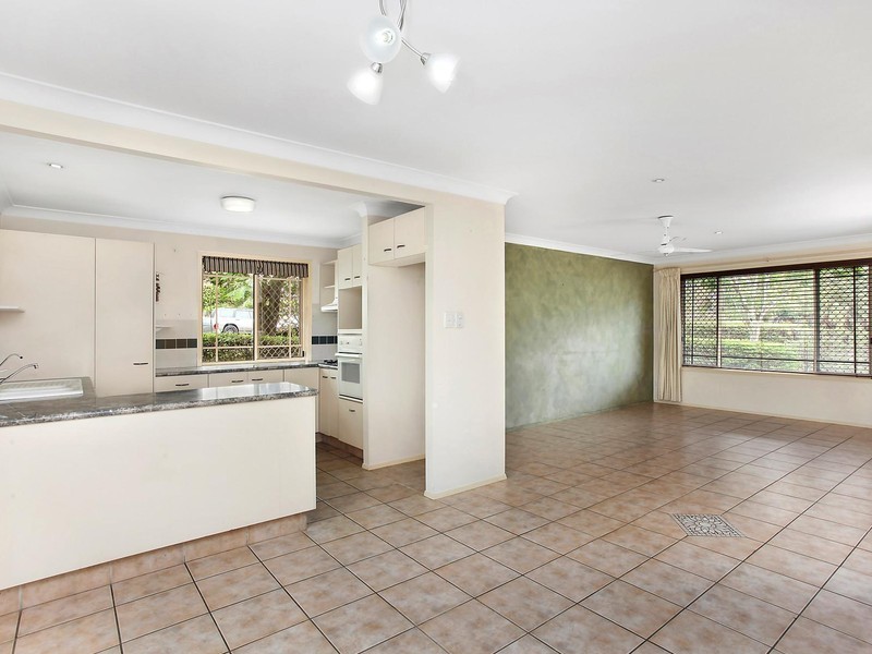 1/32 Government Road, Labrador QLD 4215