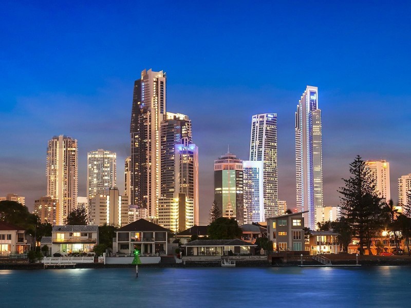 43-45 The Promenade, Isle Of Capri QLD 4217