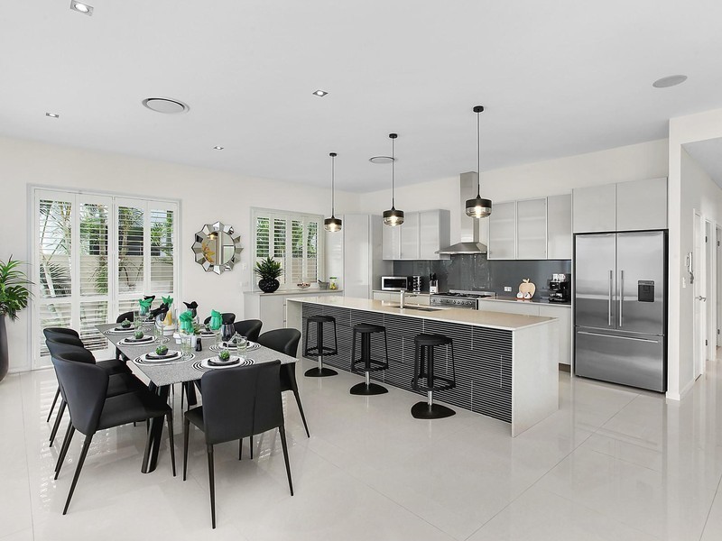 55 Southaven Drive, Helensvale QLD 4212