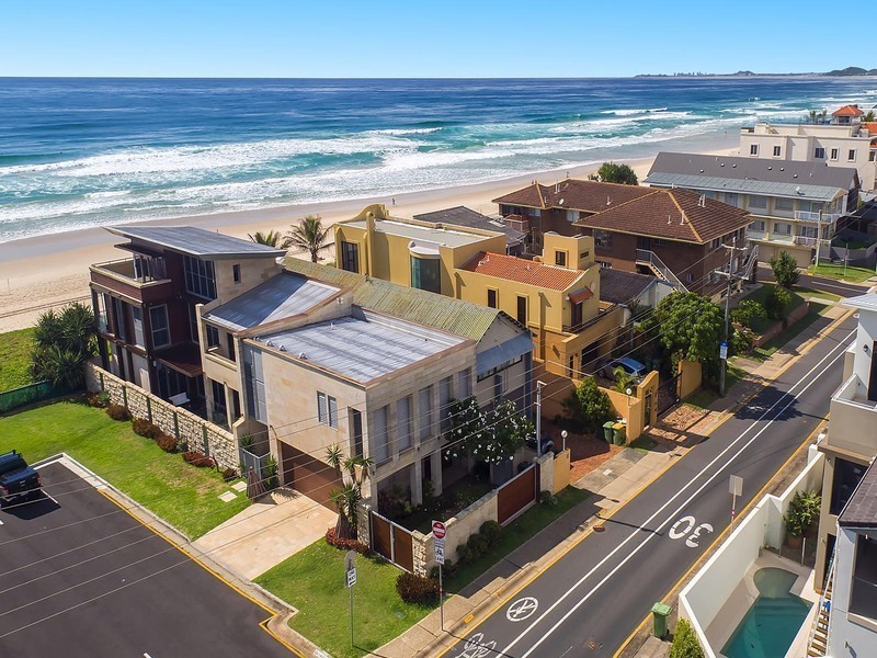 71 Hedges Avenue, Mermaid Beach QLD 4218