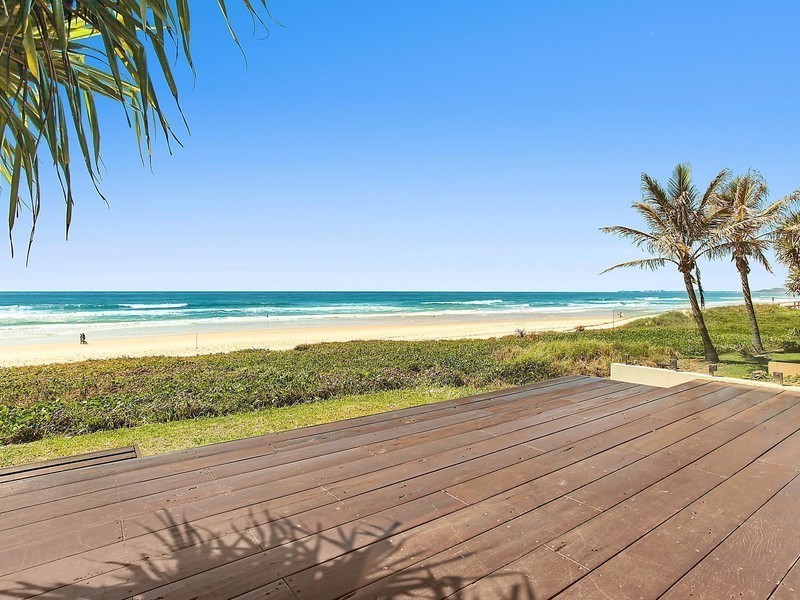 71 Hedges Avenue, Mermaid Beach QLD 4218