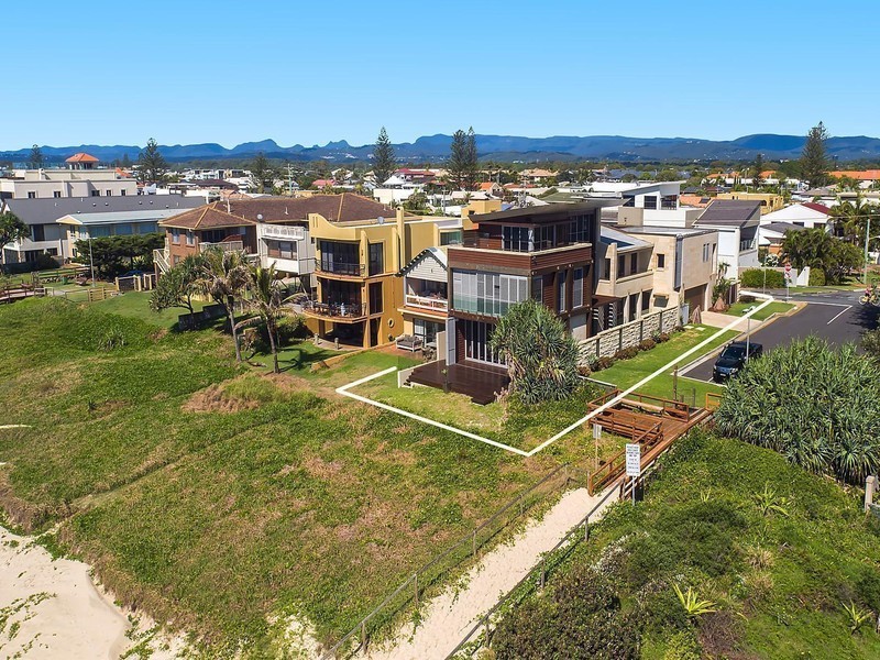 71 Hedges Avenue, Mermaid Beach QLD 4218