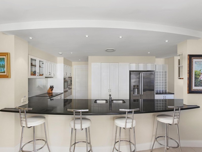 7105 Riverview Crescent, Sanctuary Cove QLD 4212