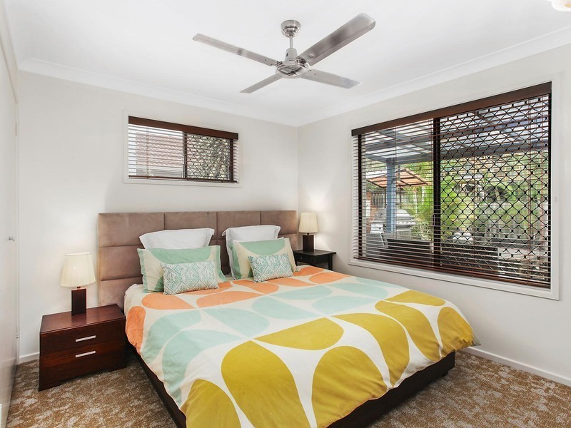 2/6 Craft Court, Miami QLD 4220