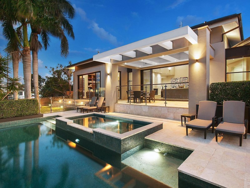 25 The Lido, Isle Of Capri QLD 4217