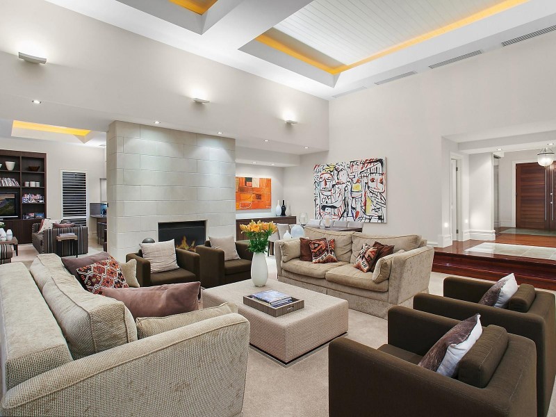 25 The Lido, Isle Of Capri QLD 4217