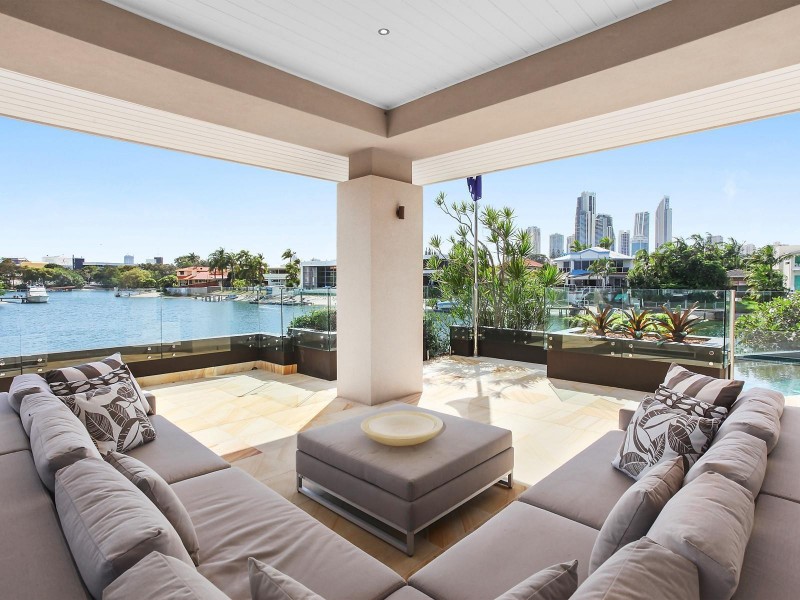 25 The Lido, Isle Of Capri QLD 4217