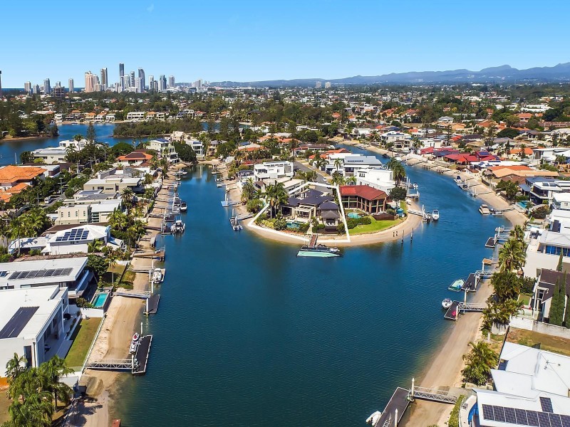 25 The Lido, Isle Of Capri QLD 4217