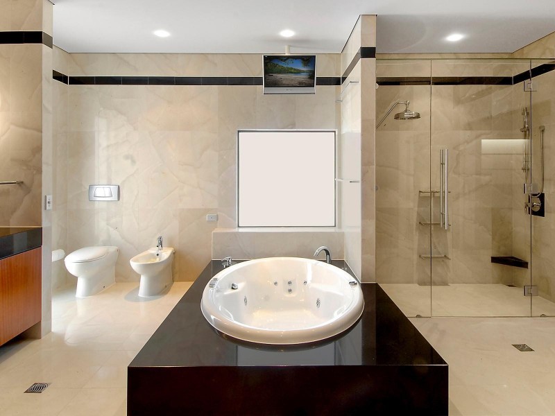 64 Cabana Boulevard, Benowa Waters QLD 4217