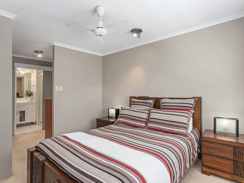 11/9 Freyburg, Bundall QLD 4217