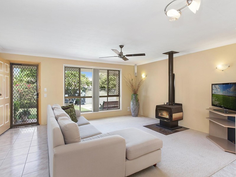 268 Rio Vista Boulevard, Mermaid Waters QLD 4218