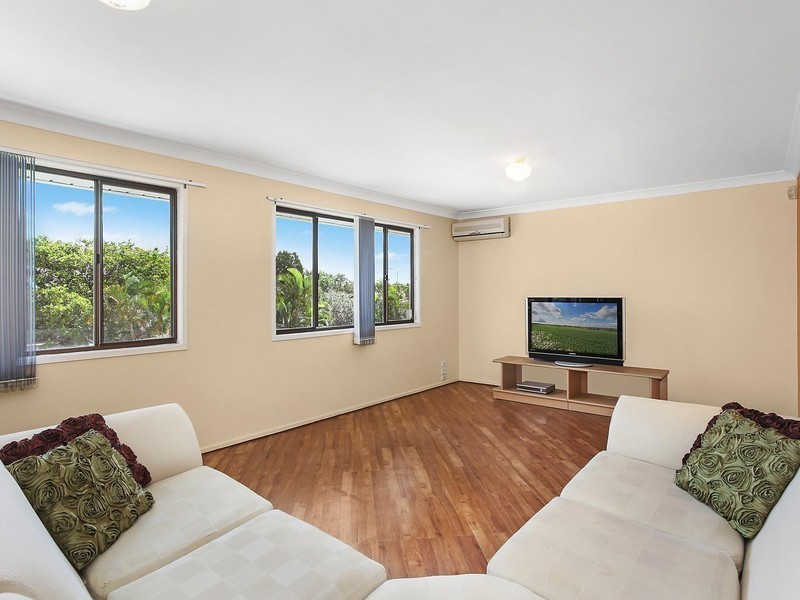 268 Rio Vista Boulevard, Mermaid Waters QLD 4218