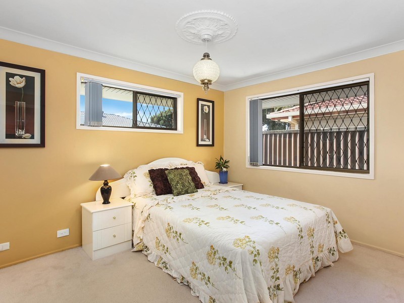 268 Rio Vista Boulevard, Mermaid Waters QLD 4218