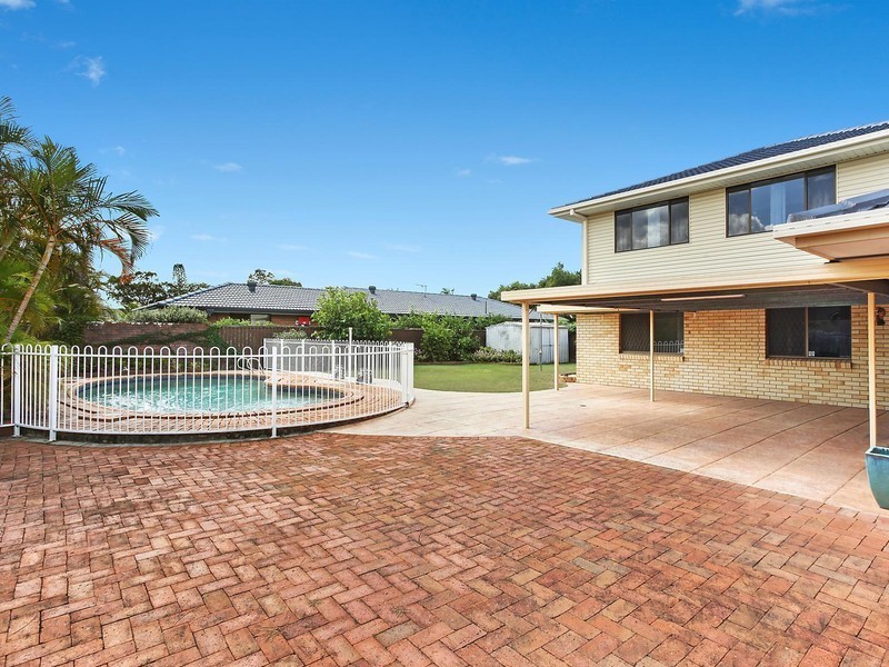 268 Rio Vista Boulevard, Mermaid Waters QLD 4218