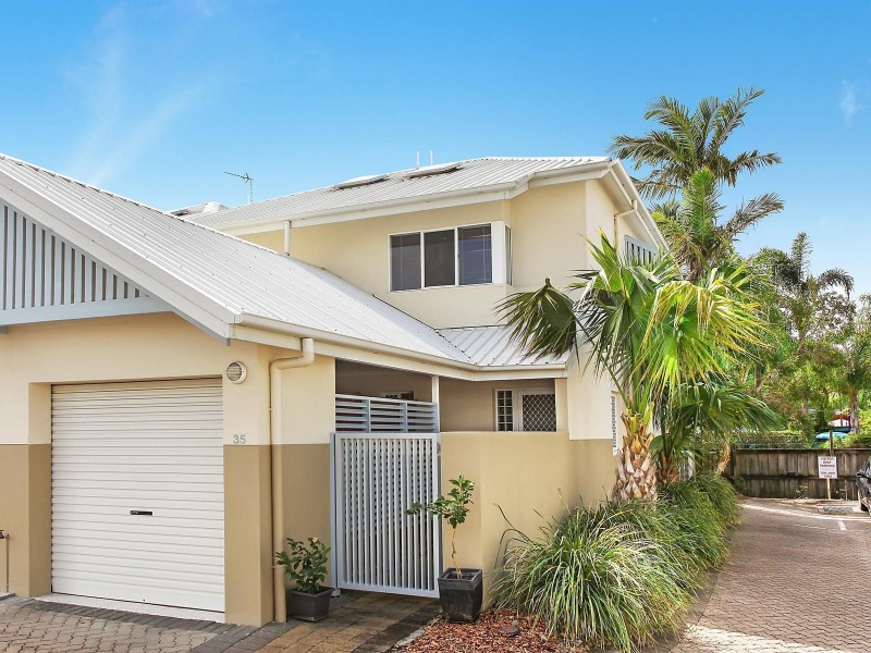 35/16 Crescent Avenue, Mermaid Beach QLD 4218