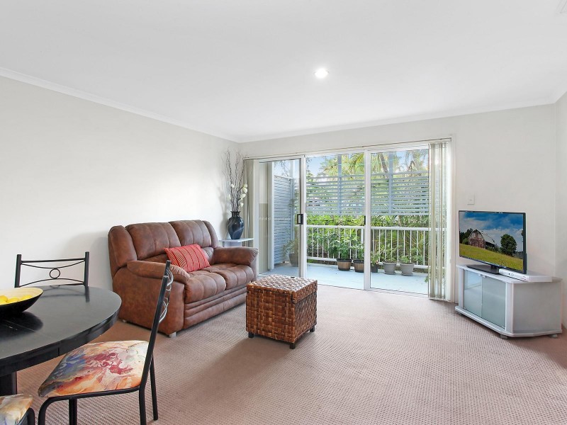 35/16 Crescent Avenue, Mermaid Beach QLD 4218