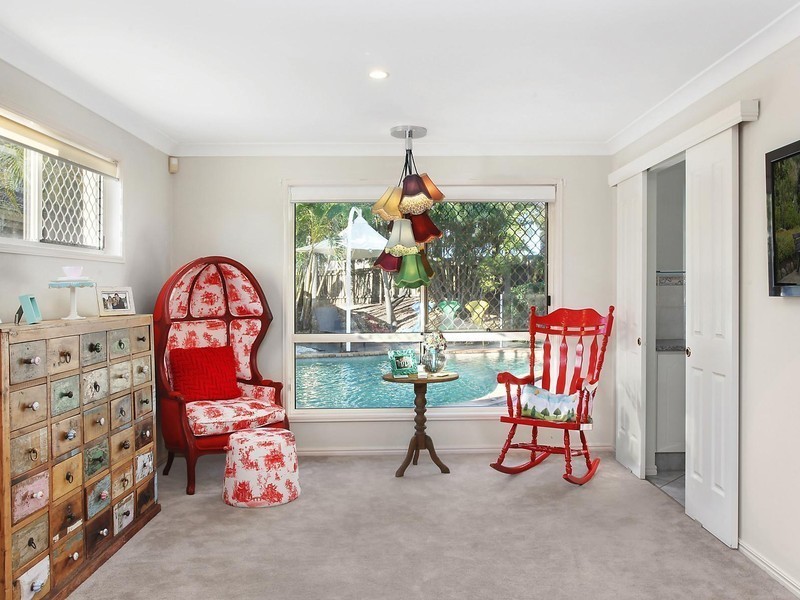 15 Bon Aire Court, Clear Island Waters QLD 4226