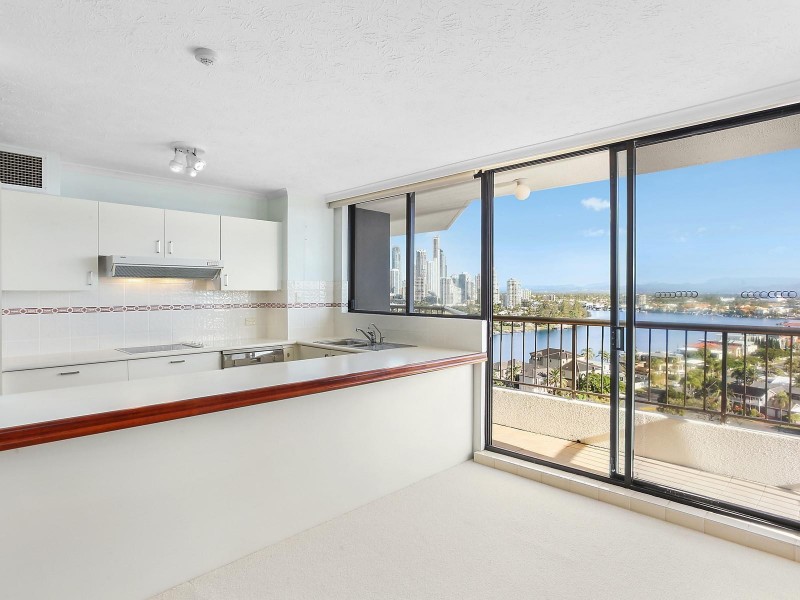 65/5 Admiralty Drive, Surfers Paradise QLD 4217