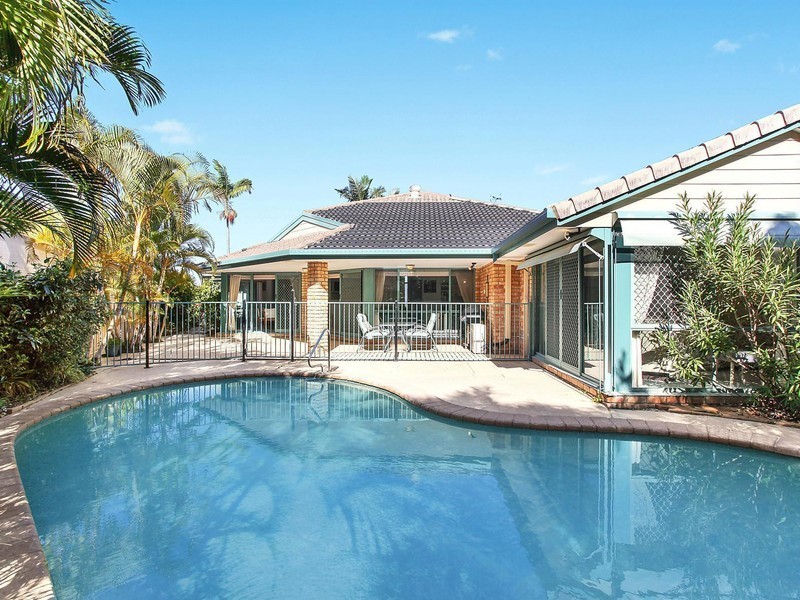 12 Ringwood Court, Robina QLD 4226