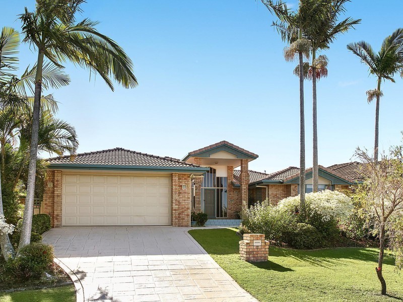 12 Ringwood Court, Robina QLD 4226