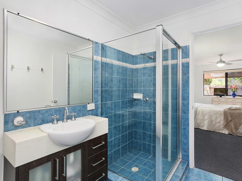 1/173 Surf Parade, Broadbeach QLD 4218