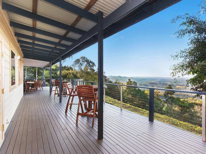 31 Macrozamia Drive, Clagiraba QLD 4211