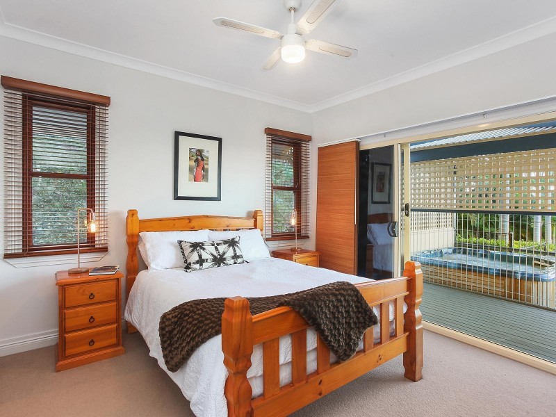 31 Macrozamia Drive, Clagiraba QLD 4211