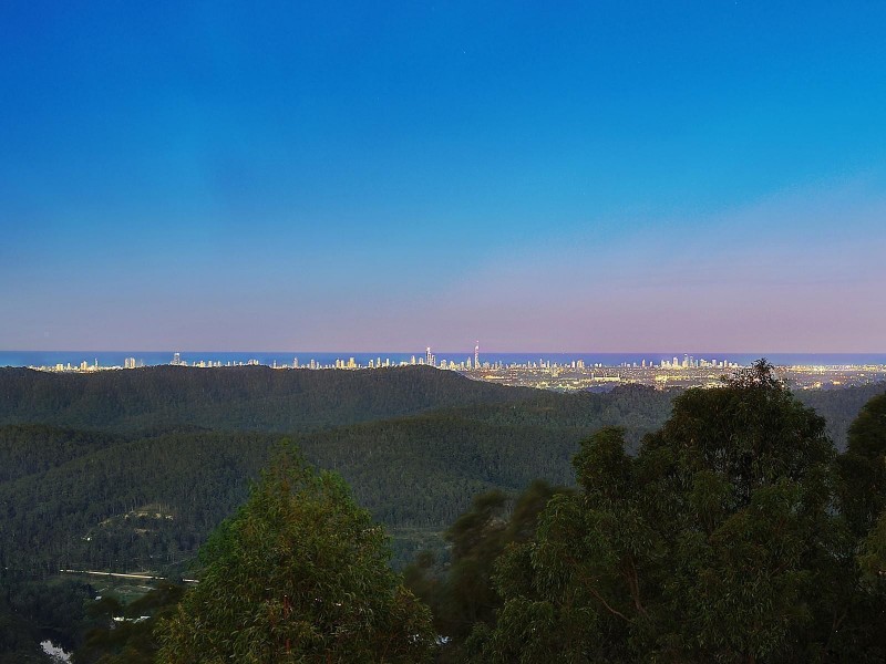 31 Macrozamia Drive, Clagiraba QLD 4211