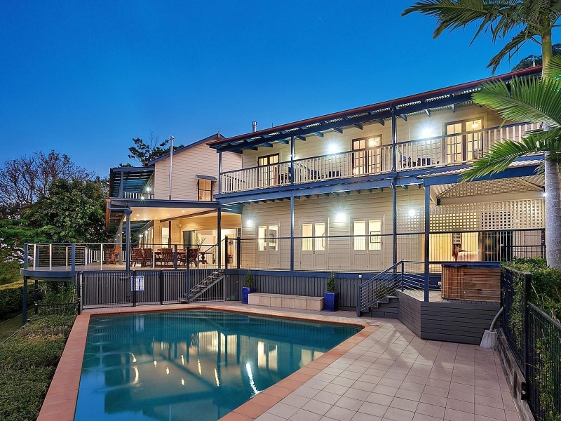 31 Macrozamia Drive, Clagiraba QLD 4211