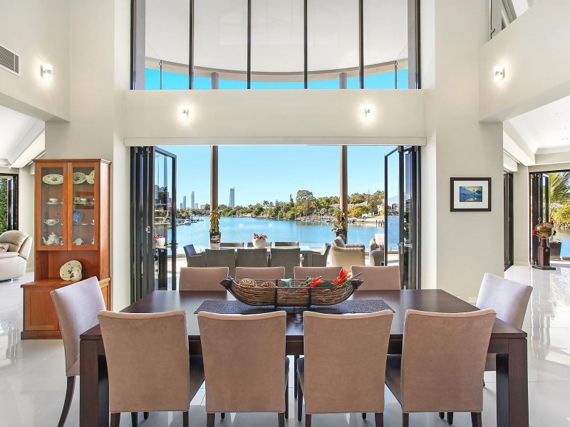 1 Rowes Court, Sorrento QLD 4217