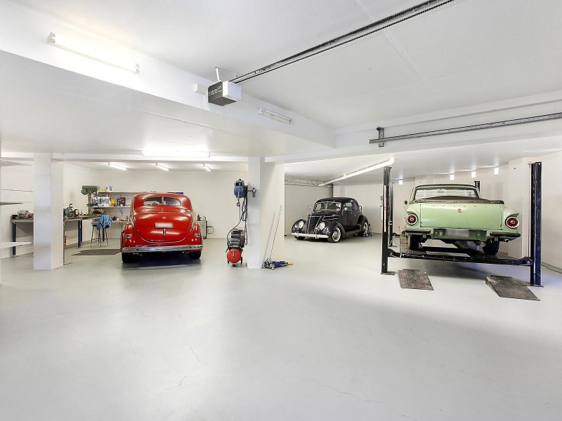 1 Rowes Court, Sorrento QLD 4217