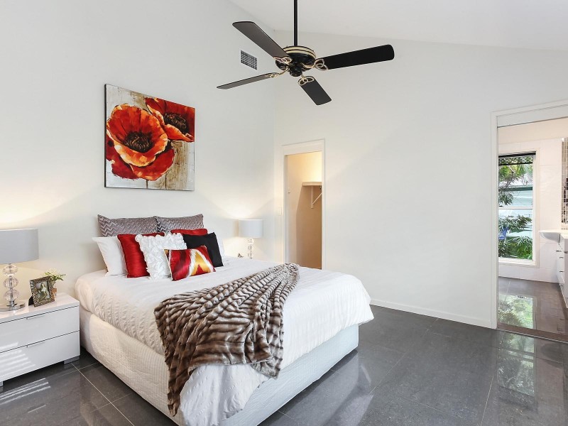 14 Waitara Place, Robina QLD 4226