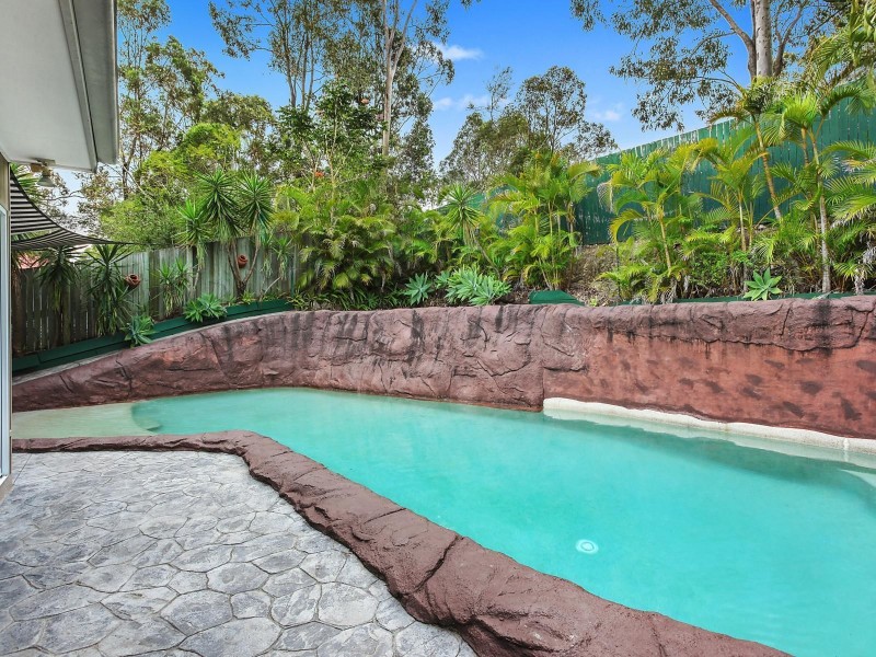 14 Waitara Place, Robina QLD 4226