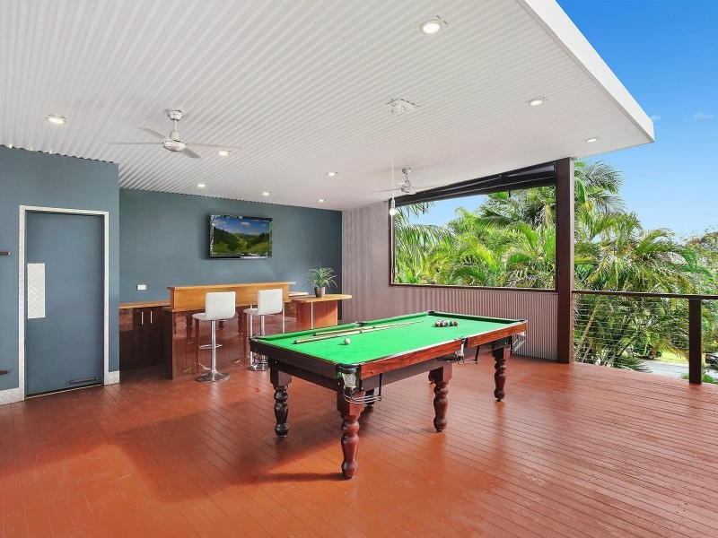 14 Waitara Place, Robina QLD 4226