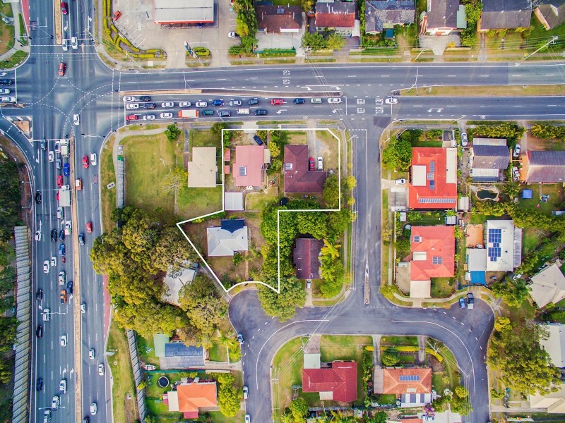 22 Kumbari Avenue, Southport QLD 4215