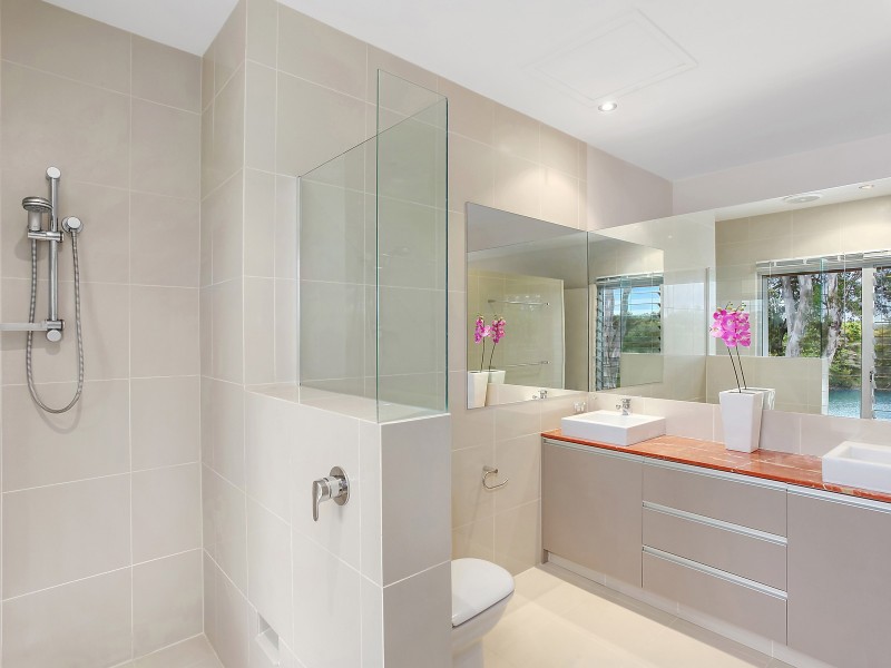 37 Riverwood Drive, Ashmore QLD 4214