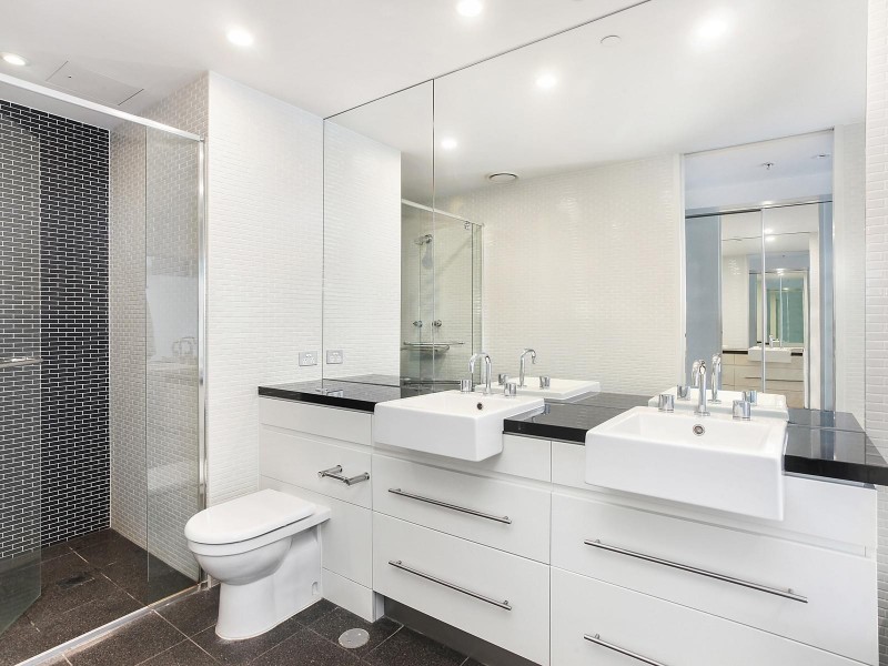 2602/89 Surf Parade, Broadbeach QLD 4218