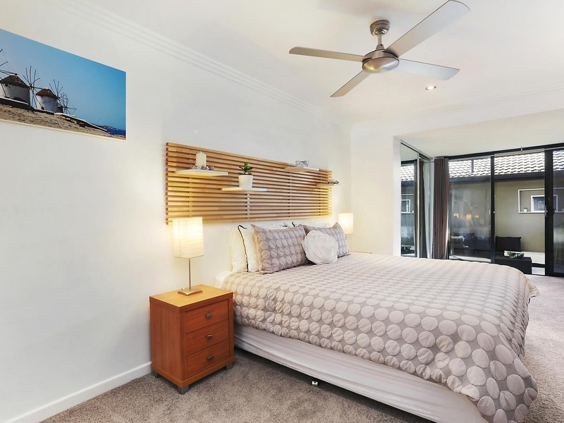 1/8 Macaw Avenue, Miami QLD 4220