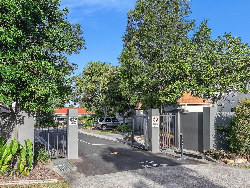 9/89 Heeb Street, Benowa QLD 4217