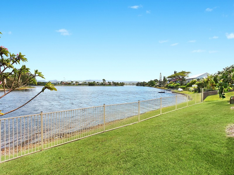 56 Honeyeater Drive, Burleigh Waters QLD 4220