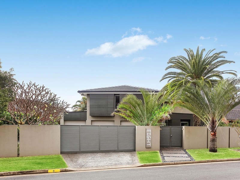 8 Wallaby Place, Sorrento QLD 4217
