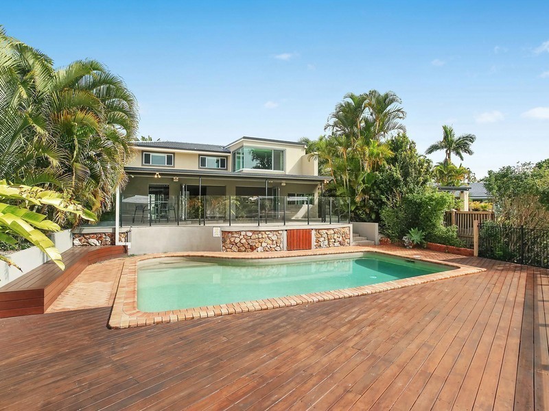 8 Wallaby Place, Sorrento QLD 4217