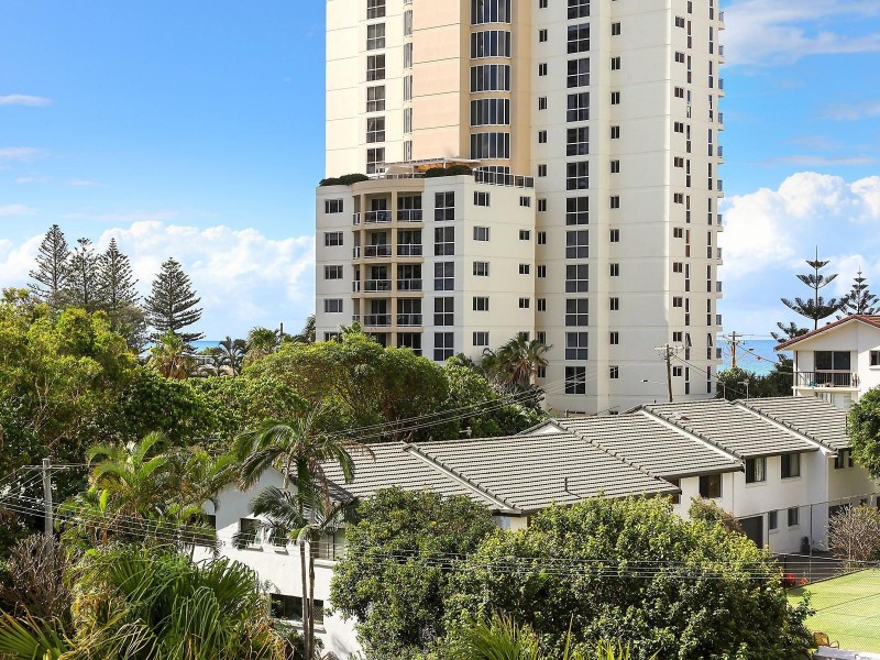 405/46 Pacific Street, Main Beach QLD 4217