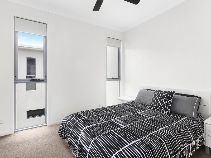 34/5036 Emerald Island Drive, Carrara QLD 4211