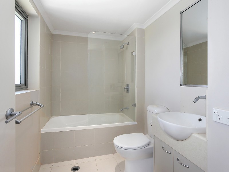 13/15 Wharf Road, Surfers Paradise QLD 4217