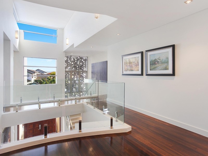 13 Neptune Court, Paradise Waters QLD 4217