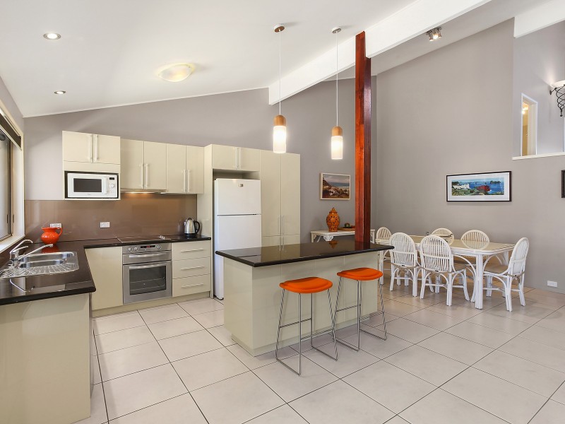 11/9 Freyburg Street, Sorrento QLD 4217