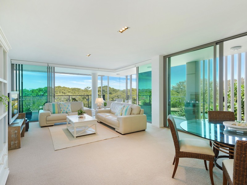 29206/2 Ephraim Island Parade, Paradise Point QLD 4216